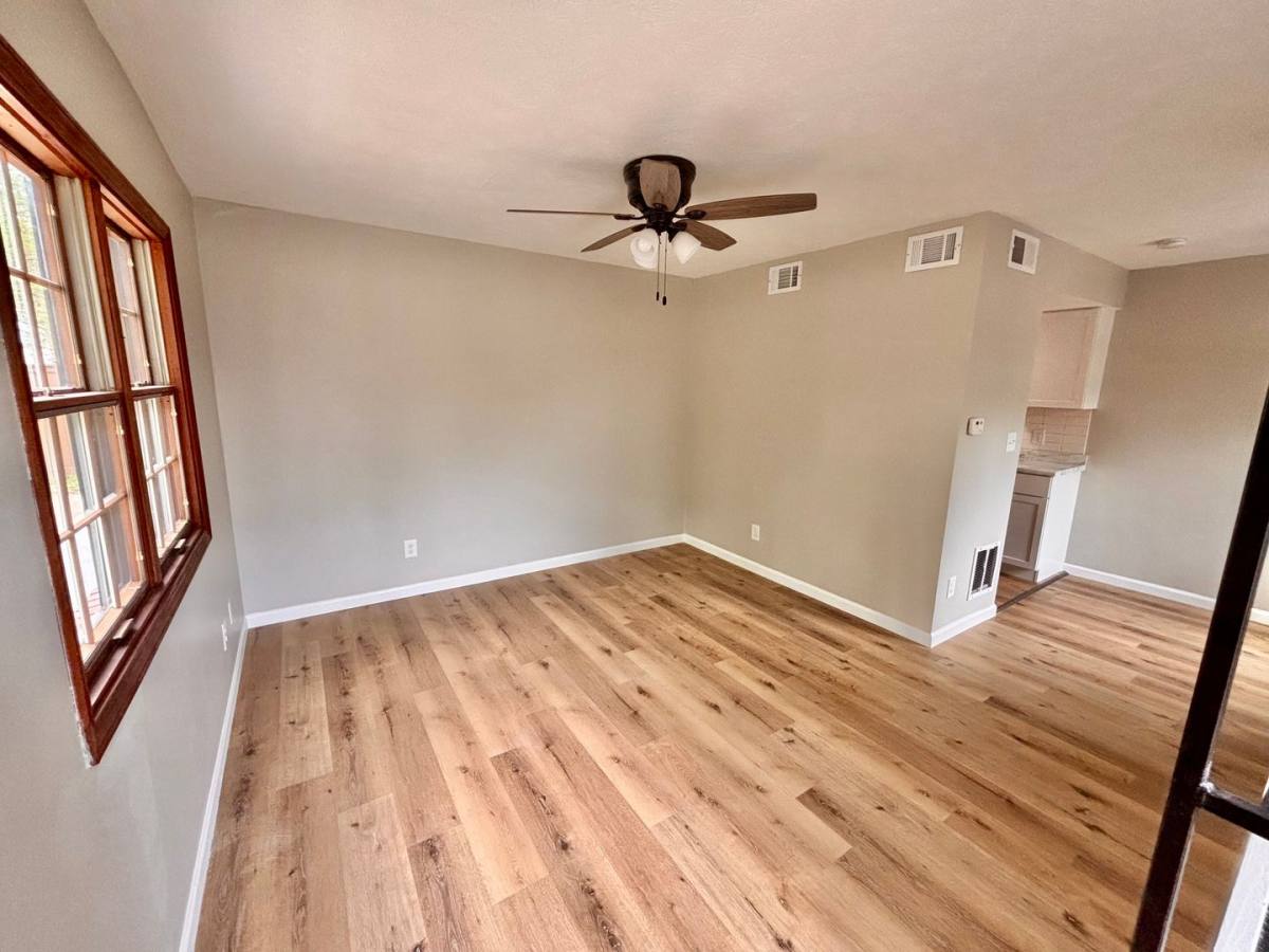 Apartment for rent at 409 N 6th St, Manhattan, KS 66502