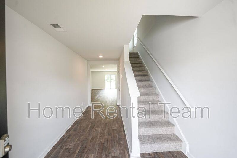 House for rent at 459 Coconut Dr, Bloomingdale, GA 31302
