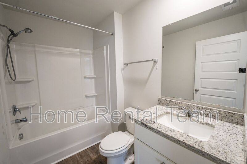 House for rent at 459 Coconut Dr, Bloomingdale, GA 31302