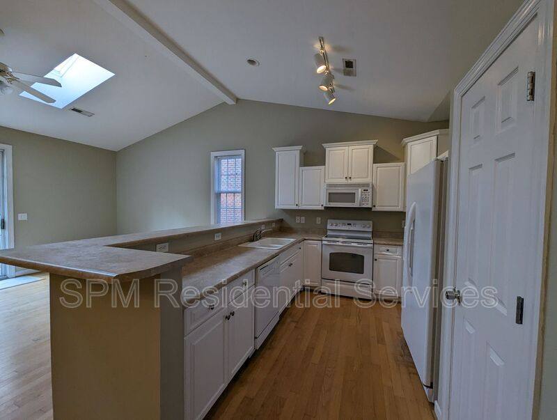 Townhouse for rent at 5334 Christian Dr, Wilmington, NC 28403