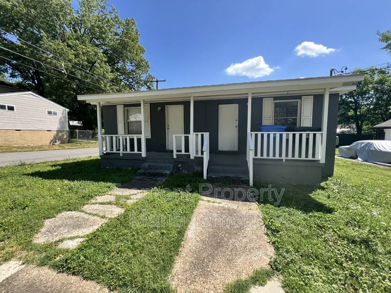 House for rent at 722 Snow St, Chattanooga, TN 37405