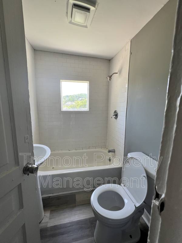 House for rent at 722 Snow St, Chattanooga, TN 37405