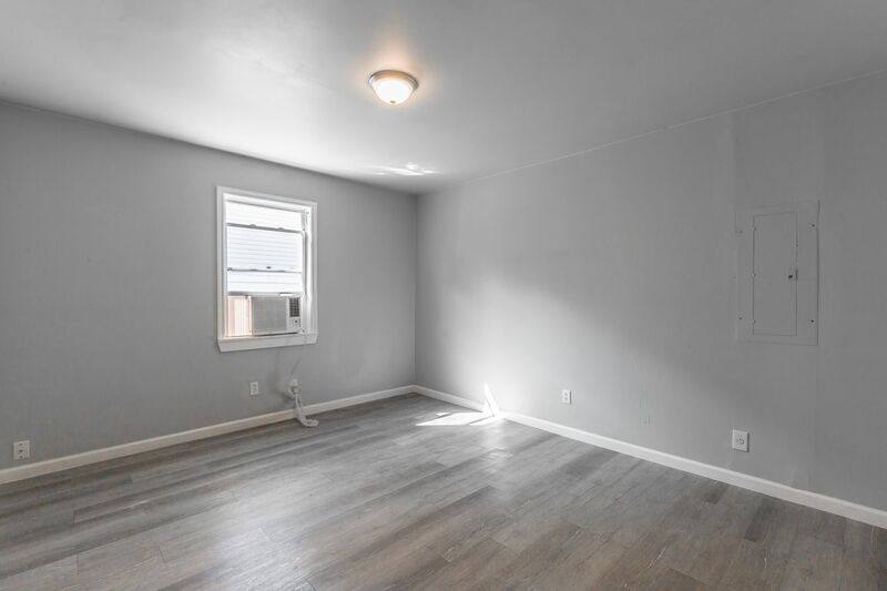 Apartment for rent at 1812 E 13th St #B, Chattanooga, TN 37404