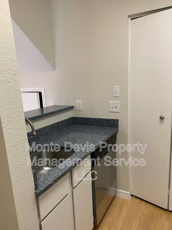 Apartment for rent at 513 S Park Dr #103, Austin, TX 78704