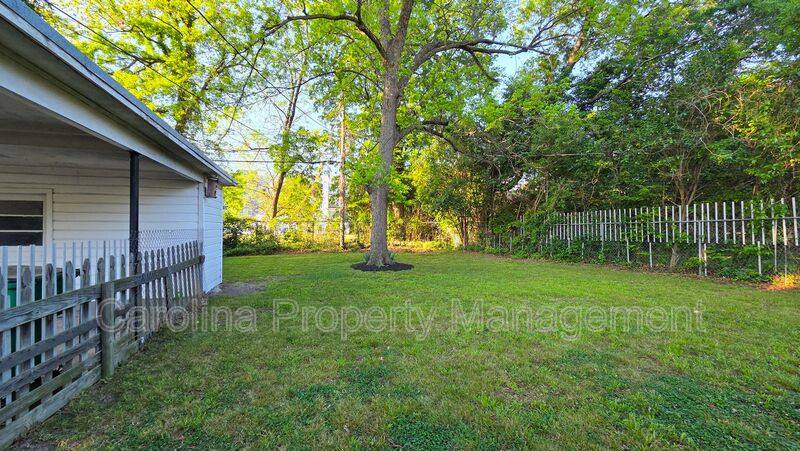 House for rent at 2405 Greenland Ave, Charlotte, NC 28208