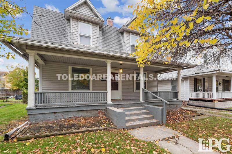 House for rent at 2907 Rockwood Place, Toledo, OH 43610