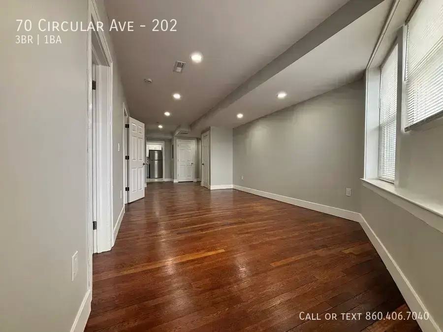 Apartment for rent at 70 Circular Ave, Hamden, CT 06514
