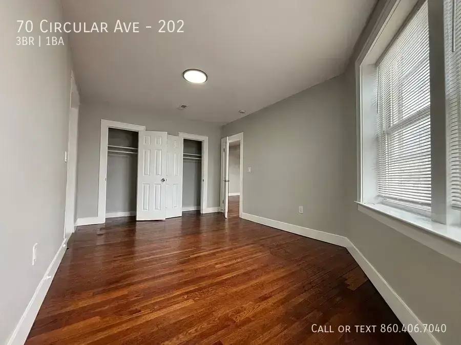 Apartment for rent at 70 Circular Ave, Hamden, CT 06514