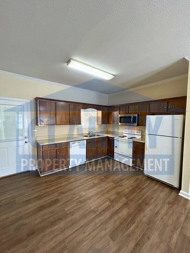 Townhouse for rent at 865 Stone Glen Trail NW, Cleveland, TN 37312