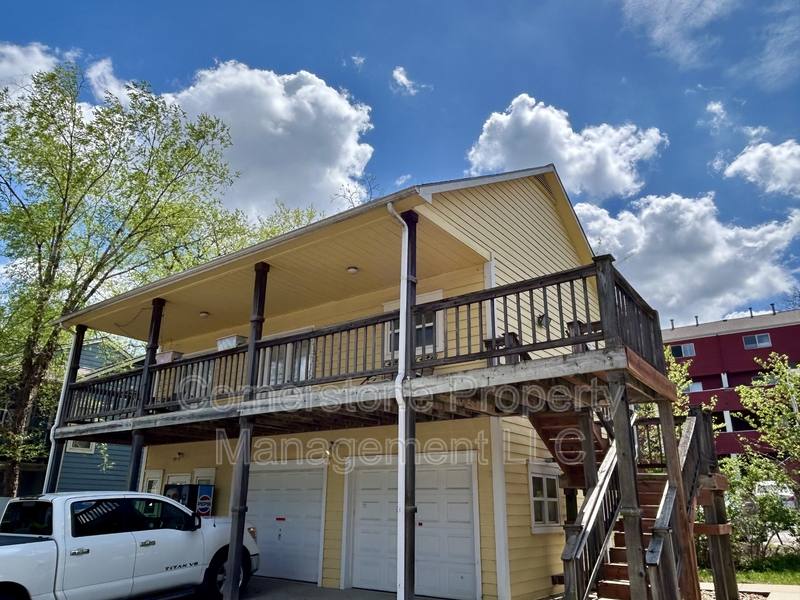 Apartment for rent at 911 Arkansas St New #942, Lawrence, KS 66044
