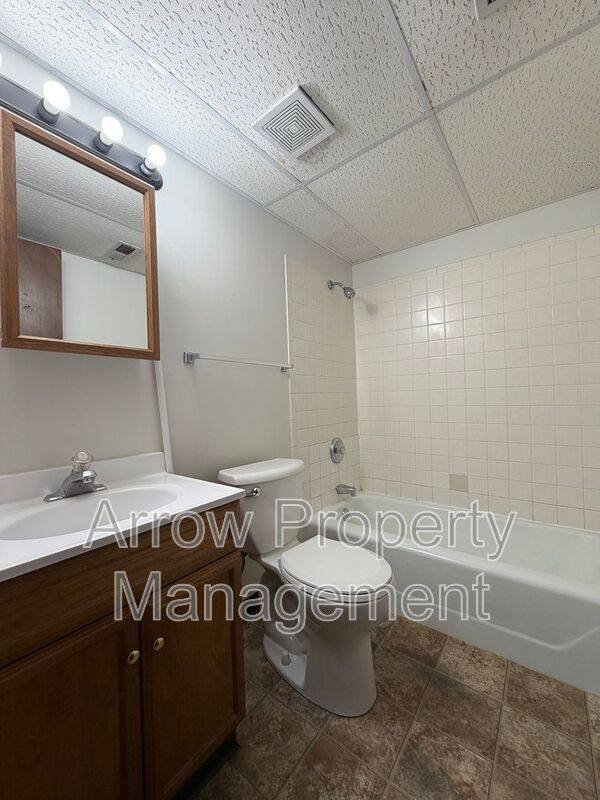 Apartment for rent at 1411 D St #9, Lincoln, NE 68502