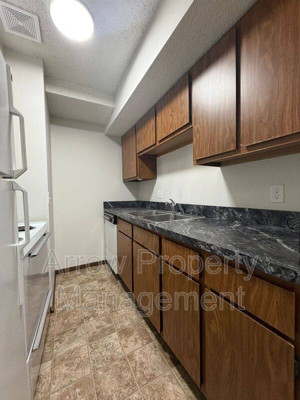 Apartment for rent at 1411 D St #9, Lincoln, NE 68502