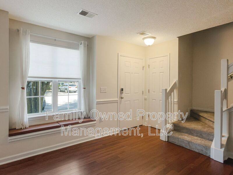 Townhouse for rent at 502 Tree Branch Circle, Summerville, SC 29483