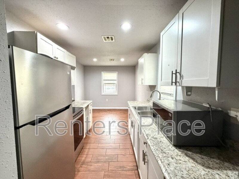 House for rent at 2326 N Atlanta Place, Tulsa, OK 74110