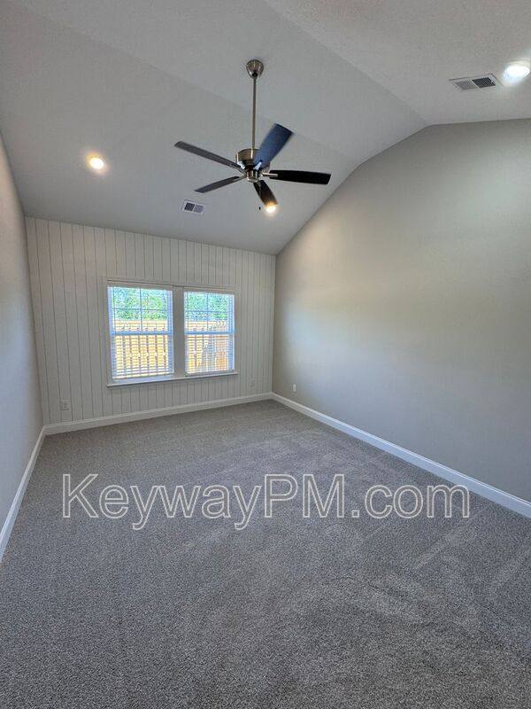 Townhouse for rent at 2106 Denmark Ave SE, Aiken, SC 29801