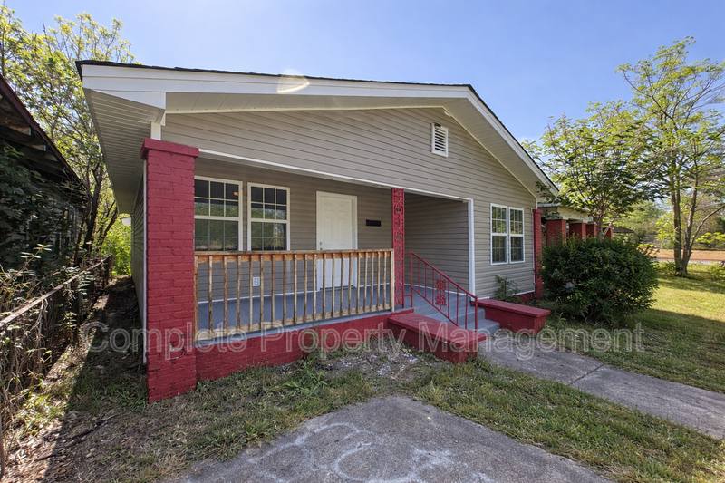House for rent at 725 Ave G, Birmingham, AL 35214