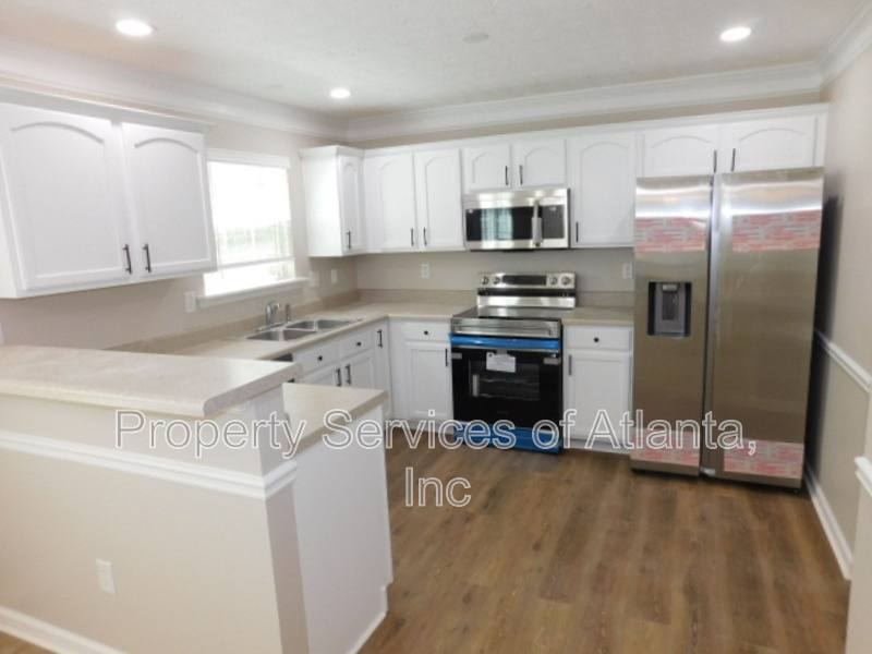 House for rent at 1834 Stephens Pond View, Loganville, GA 30052