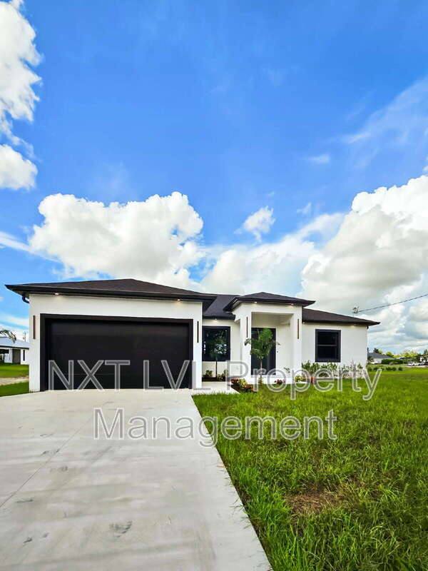House for rent at 4113 Kismet Parkway W, Cape Coral, FL 33993