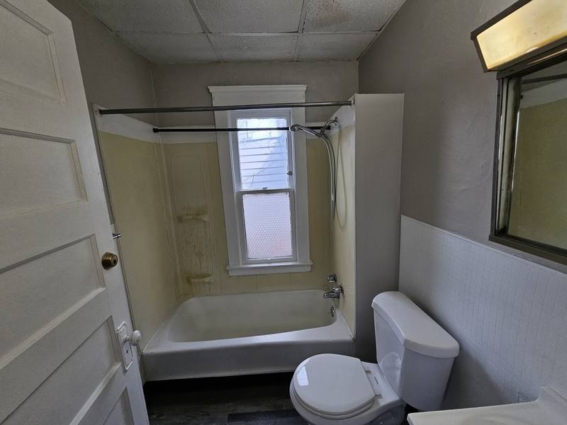 Apartment for rent at 444 E 156th St #DOWNSTAIRS, Cleveland, OH 44110