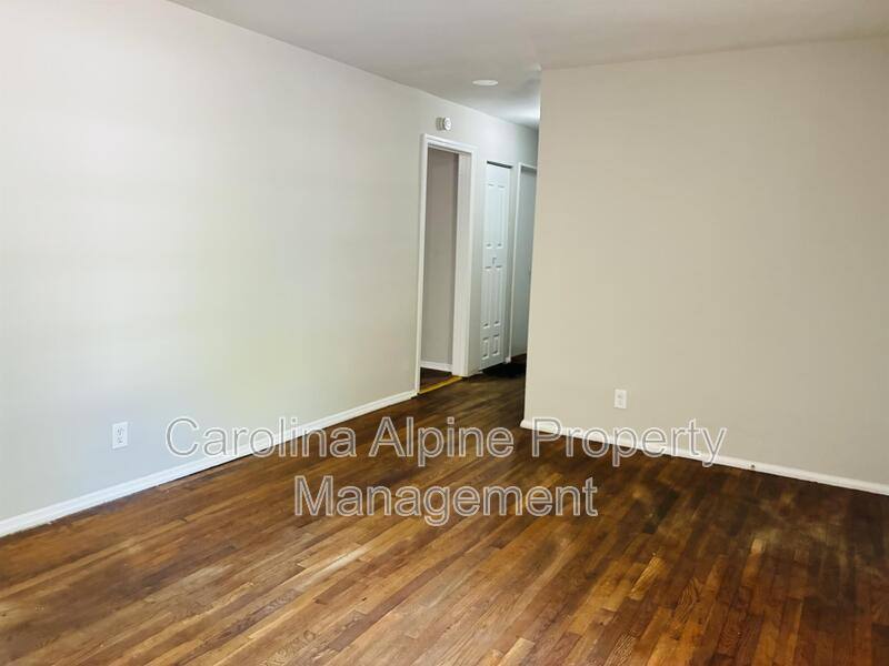 House for rent at 5015 Grapevine, Charlotte, NC 28217