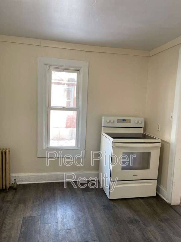 House for rent at 320 W Clark St, Freeport, IL 61032