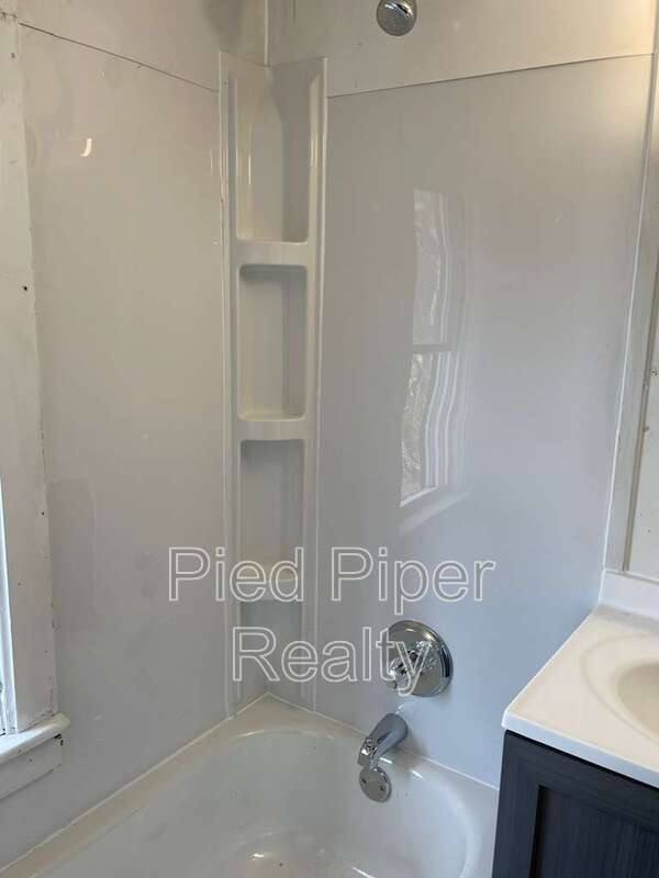 House for rent at 320 W Clark St, Freeport, IL 61032