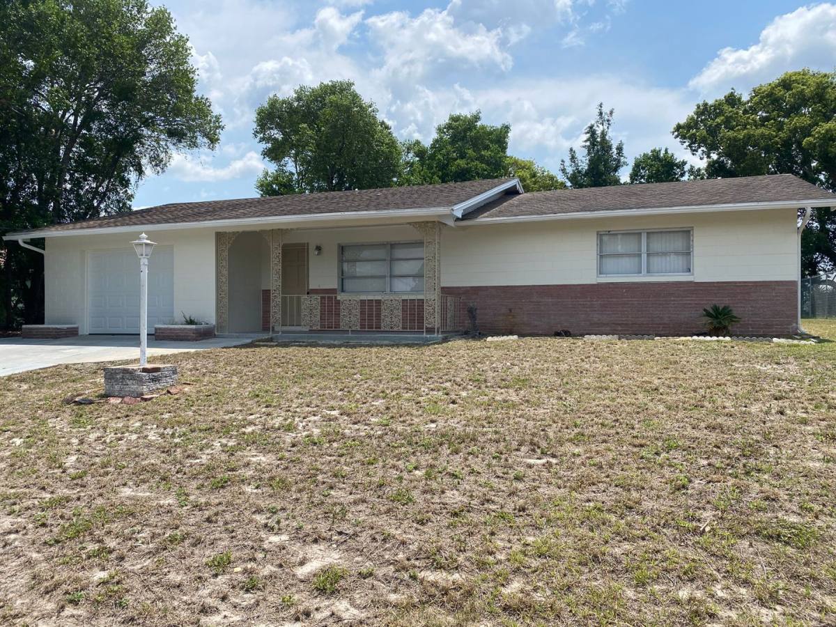 House for rent at 2385 Poinsettia Dr, Orange City, FL 32763
