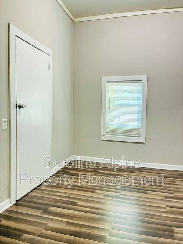 House for rent at 318 Cemetery Dr, Monroe, NC 28112