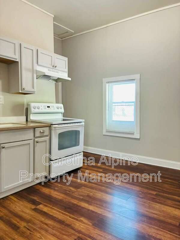 House for rent at 318 Cemetery Dr, Monroe, NC 28112