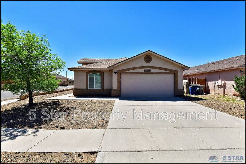 House for rent at 12976 Enrique Gomez Dr, El Paso, TX 79938