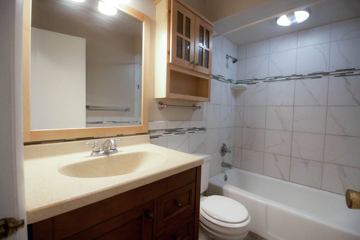 Apartment for rent at 1500 Hancock Dr, Normal, IL 61761