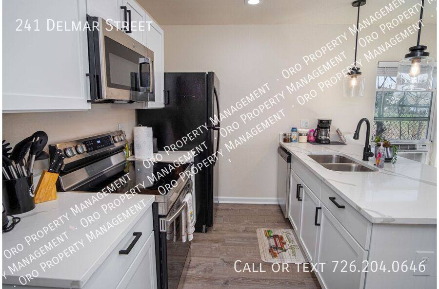 Apartment for rent at 241 Delmar St, San Antonio, TX 78210