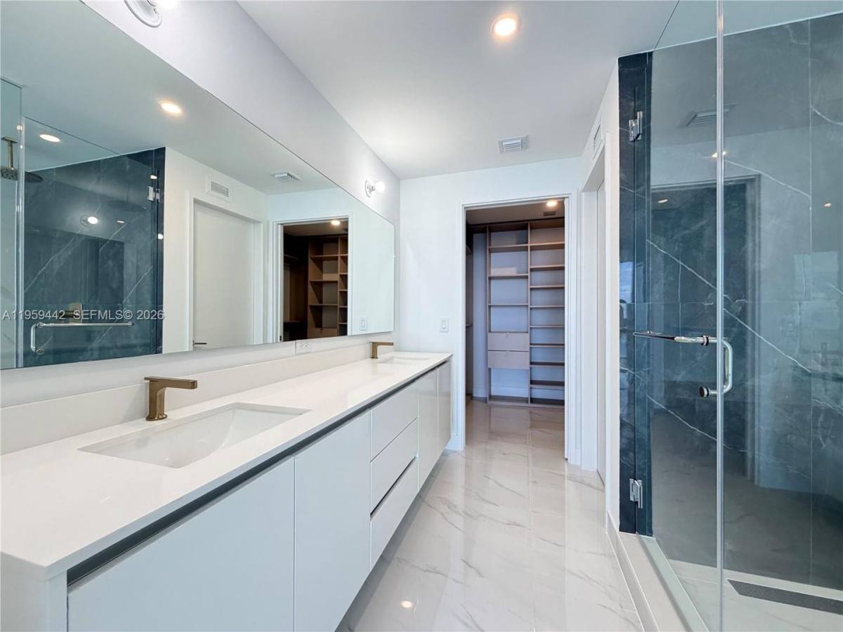 House for rent at 700 #24, Miami, FL 33137