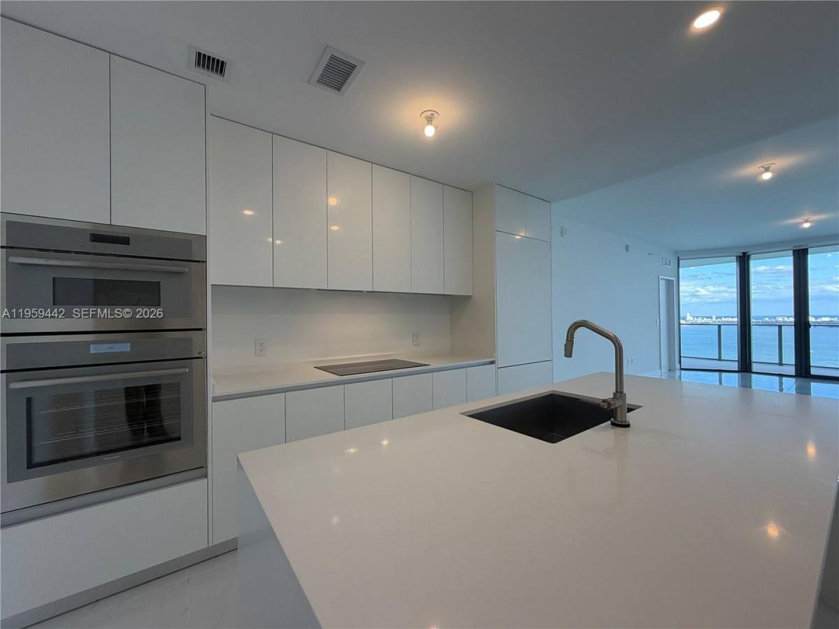 House for rent at 700 #24, Miami, FL 33137