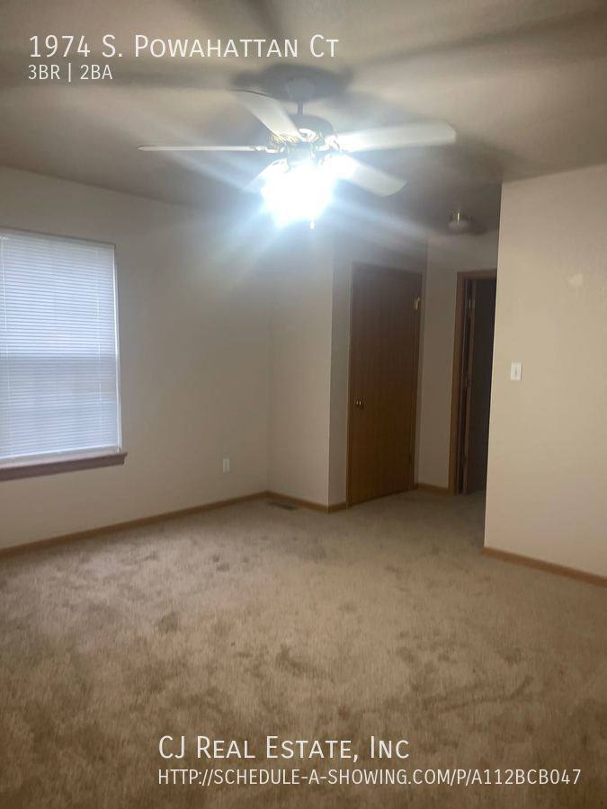 Townhouse for rent at 1974 S Powahattan Court, Independence, MO 64057