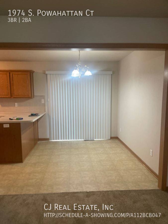 Townhouse for rent at 1974 S Powahattan Court, Independence, MO 64057