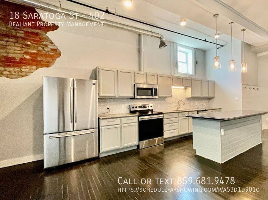 Apartment for rent at 18 Saratoga St #402, Covington, KY 41011