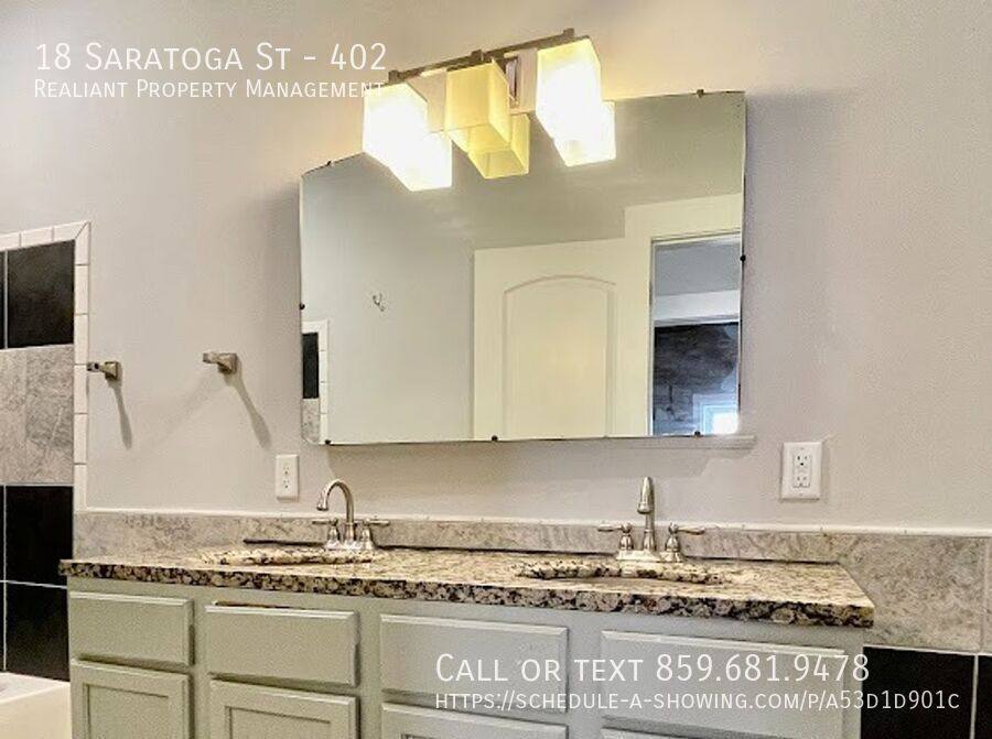 Apartment for rent at 18 Saratoga St #402, Covington, KY 41011