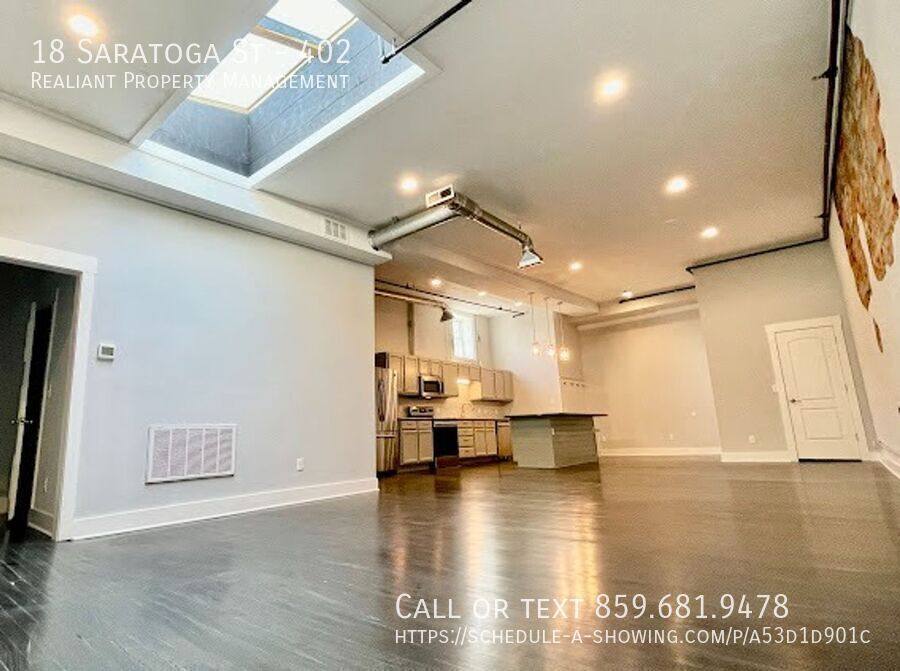 Apartment for rent at 18 Saratoga St #402, Covington, KY 41011