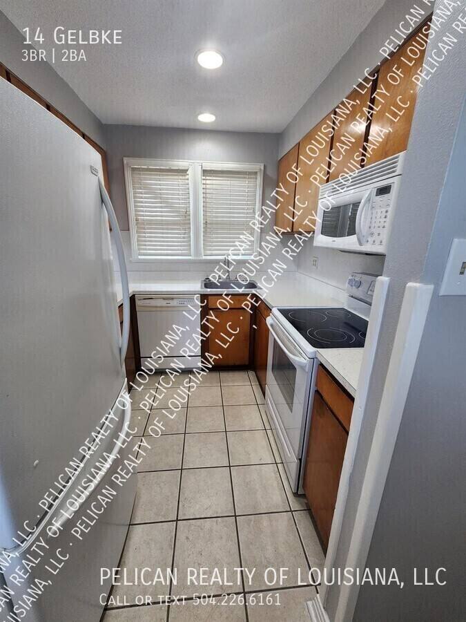 House for rent at 14 Gelbke Dr, Gretna, LA 70053