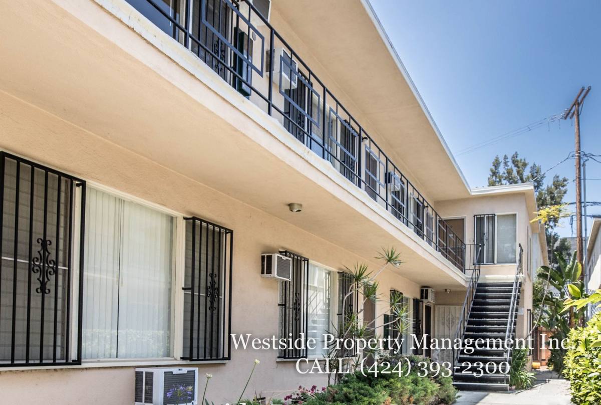 Condo for rent at 145 N La Peer Dr #4, Los Angeles, CA 90048