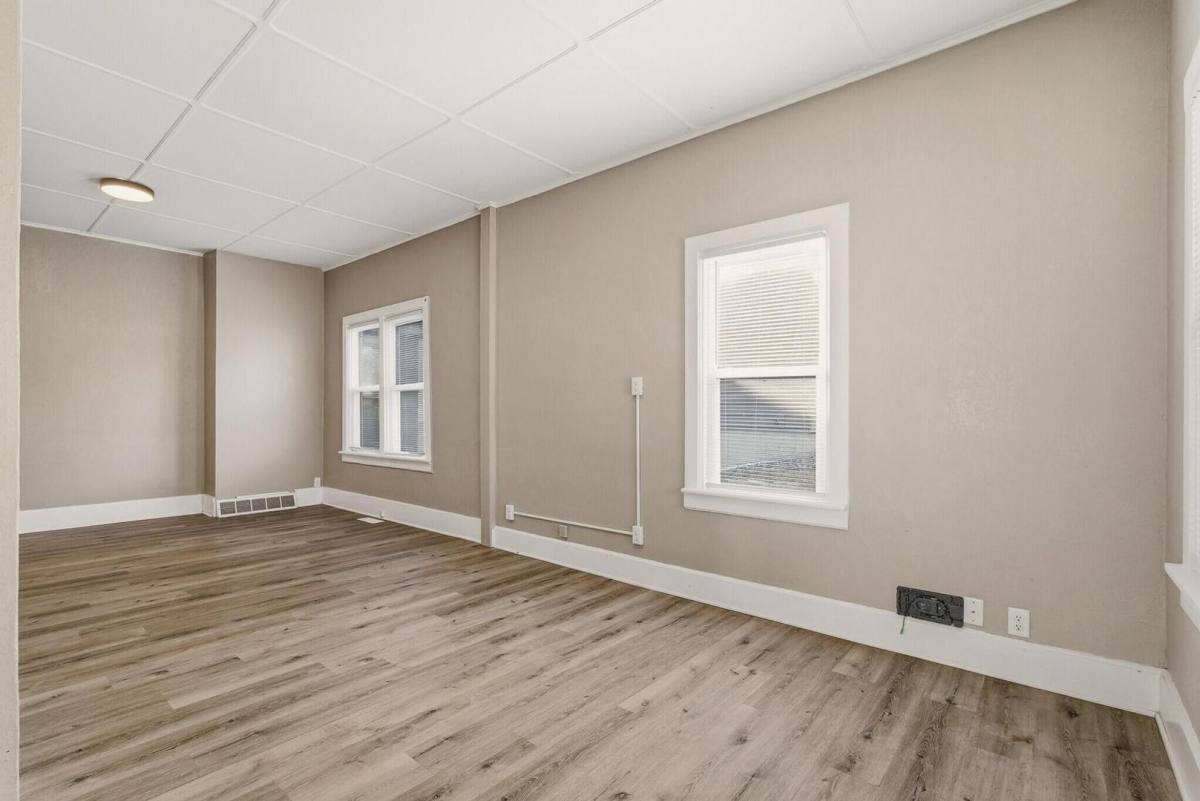 House for rent at 440 2nd Ave N, Onalaska, WI 54650