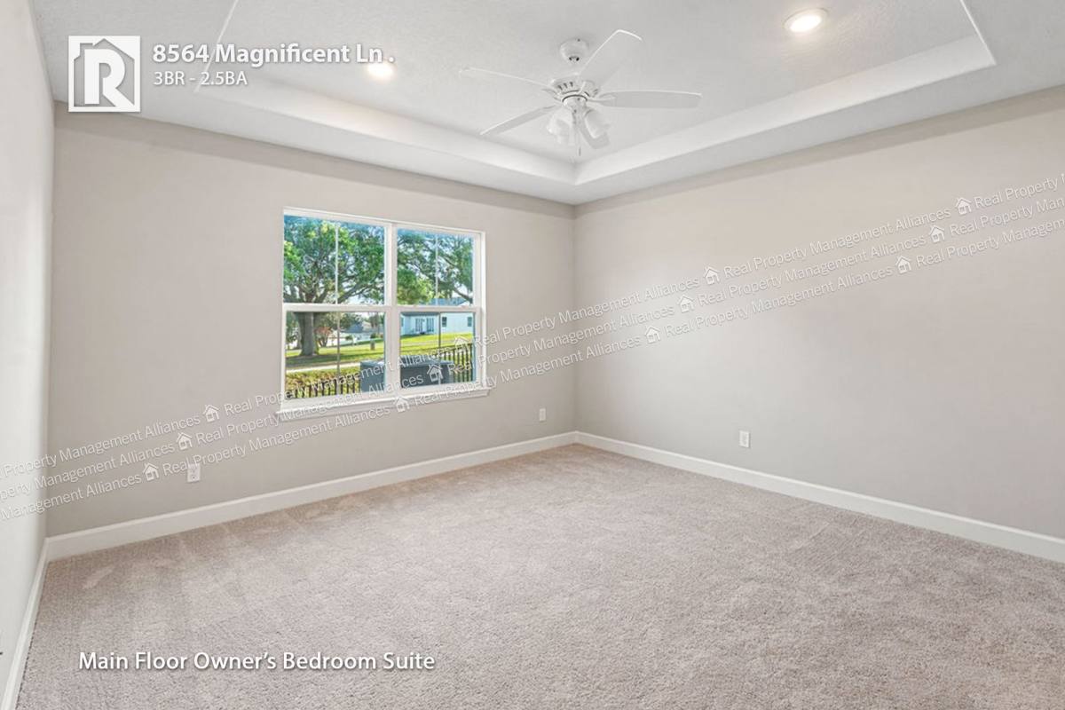 Townhouse for rent at 8564 Magnificent Lane, Groveland, FL 34736