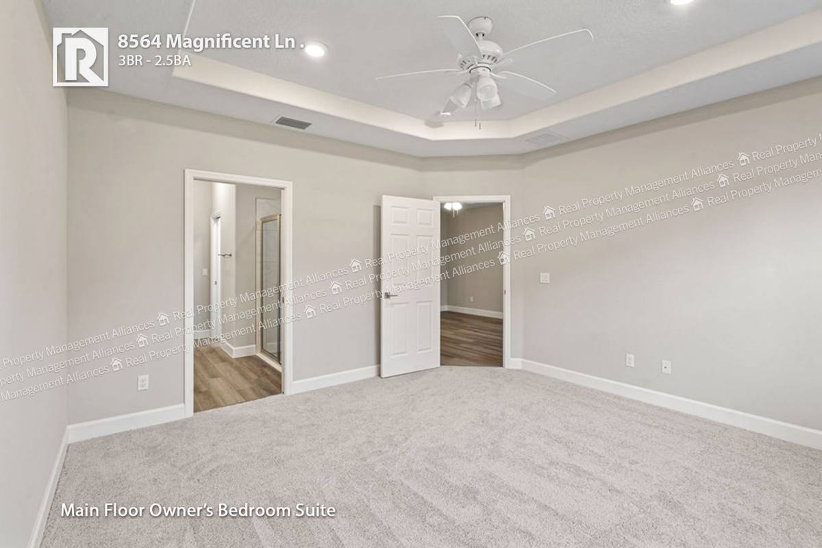 Townhouse for rent at 8564 Magnificent Lane, Groveland, FL 34736