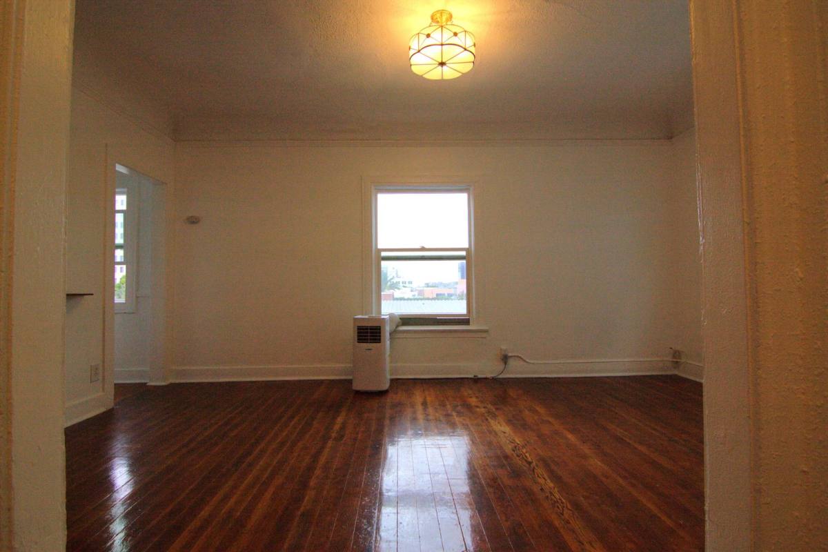 Apartment for rent at 6358 Yucca St #209, Los Angeles, CA 90028