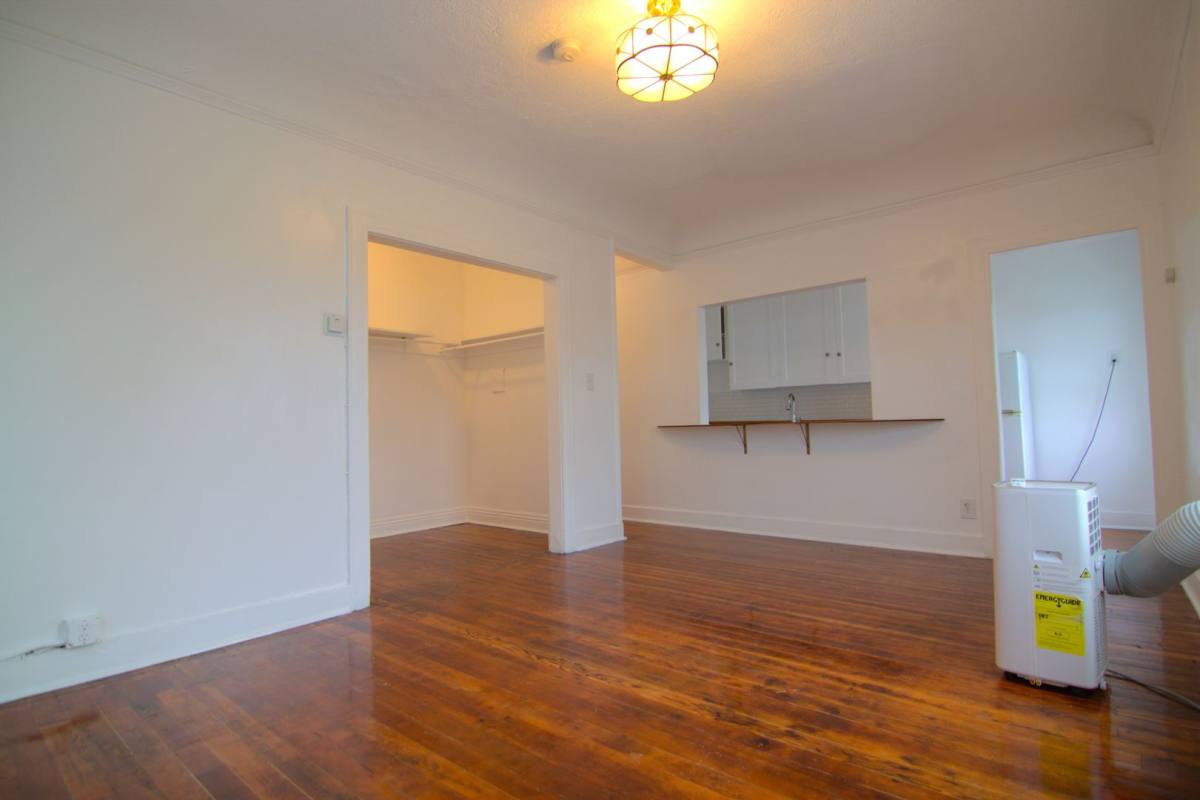 Apartment for rent at 6358 Yucca St #209, Los Angeles, CA 90028