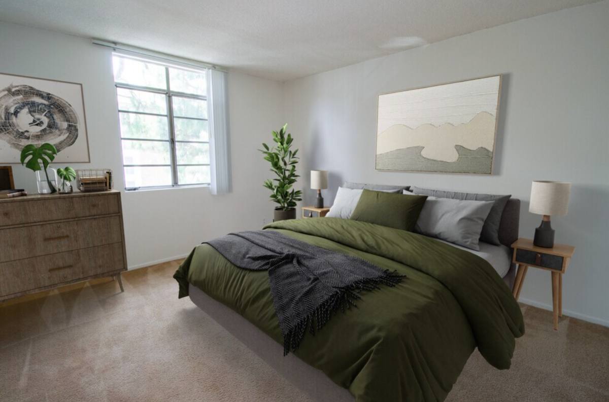 Apartment for rent at 400 S Harvard Blvd, Los Angeles, CA 90020