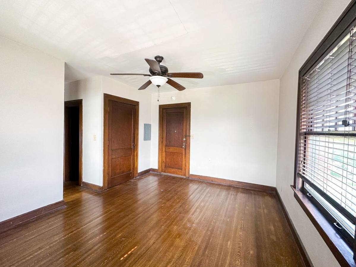 Apartment for rent at 5819 E Washington, Indianapolis, IN 46219