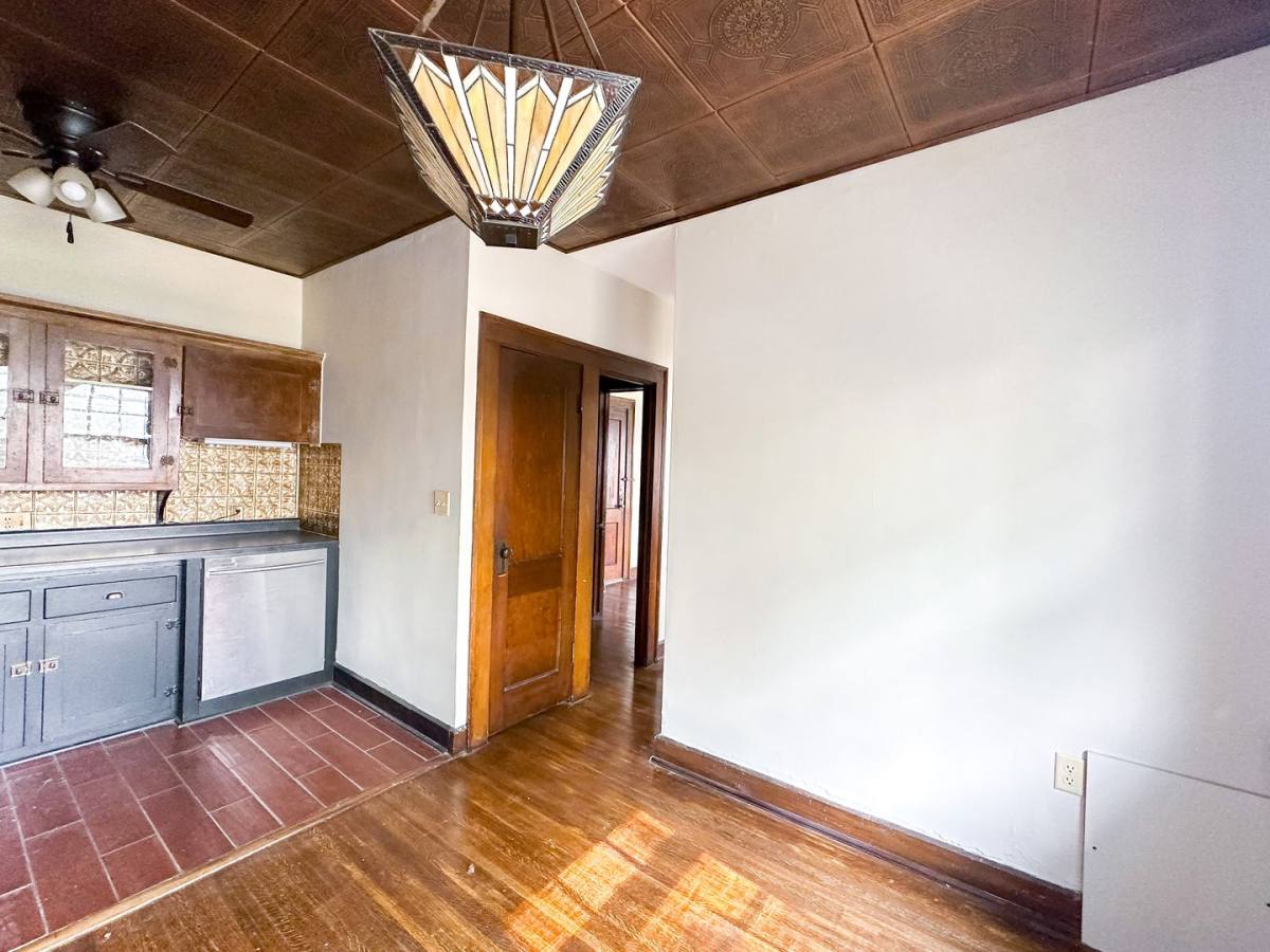 Apartment for rent at 5819 E Washington, Indianapolis, IN 46219