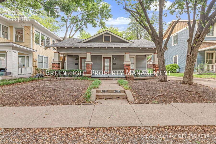 Apartment for rent at 4533 Worth St, Dallas, TX 75246